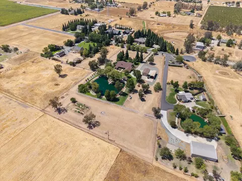 View/Area - 11109 Nygaard, Wilton, CA 95693 photo 7 of 12