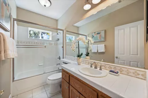 Bath - 11109 Nygaard, Wilton, CA 95693 photo 2 of 5