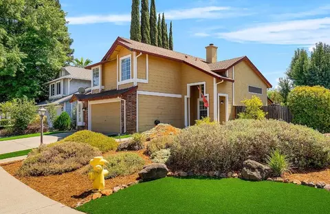 1223 Zinfandel Dr, Roseville, CA 95747