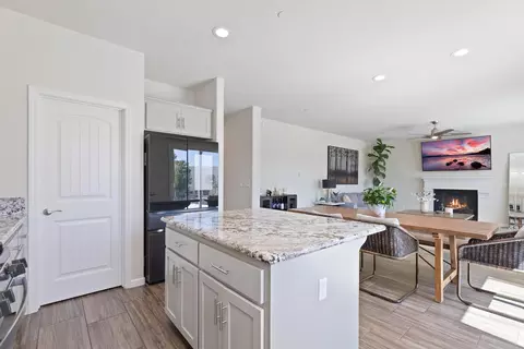 Kitchen - 3104 Landmark Cir, Modesto, CA 95356 photo 2 of 3