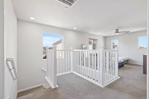 Entry Way - 3104 Landmark Cir, Modesto, CA 95356 photo 6 of 8