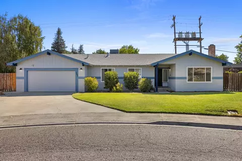 590 Kirkland Ct, Turlock, CA 95382
