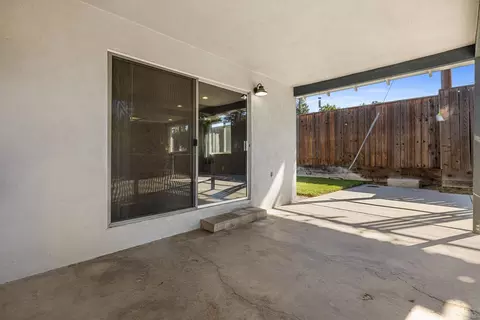 Exterior - 590 Kirkland Ct, Turlock, CA 95382 photo 9 of 9