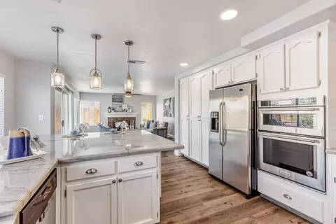 Kitchen - 1375 Eagle St, Tracy, CA 95376 photo 4 of 4