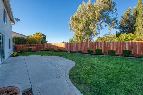 Exterior - 628 Roadrunner Dr, Patterson, CA 95363 photo 6 of 6