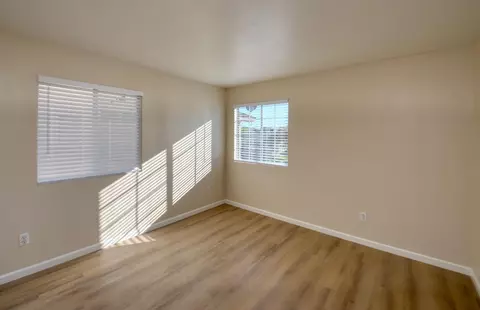Bedroom - 628 Roadrunner Dr, Patterson, CA 95363 photo 8 of 10