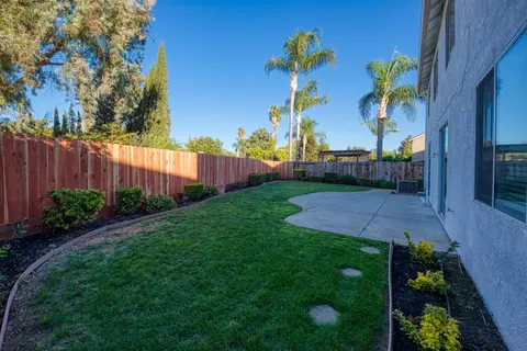 Exterior - 628 Roadrunner Dr, Patterson, CA 95363 photo 3 of 6