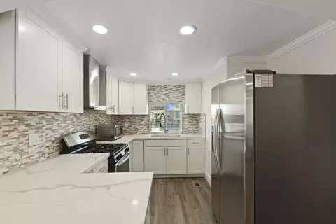 4900 N 99 Frontage Rd #232, Stockton, CA 95212