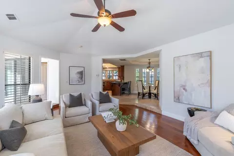 2500 Van Hoeks Cir, Modesto, CA 95356