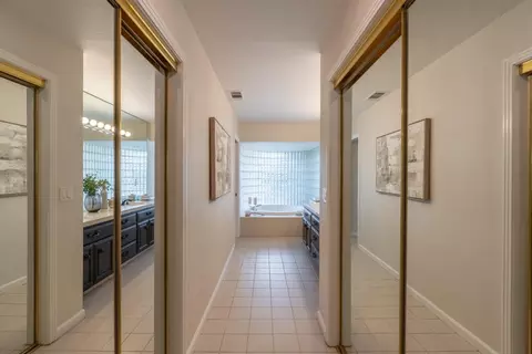 Entry Way - 2500 Van Hoeks Cir, Modesto, CA 95356 photo 4 of 4