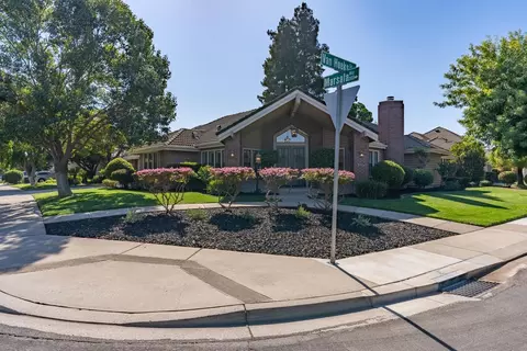 Exterior - 2500 Van Hoeks Cir, Modesto, CA 95356 photo 11 of 11