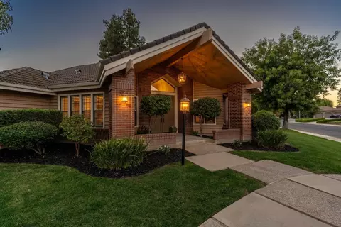 Exterior - 2500 Van Hoeks Cir, Modesto, CA 95356 photo 8 of 11