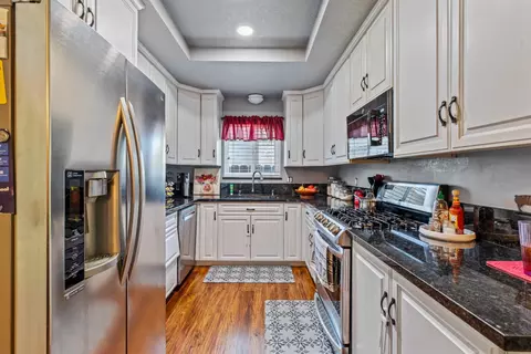 3624 Joanna Dr, Modesto, CA 95355 photo 4
