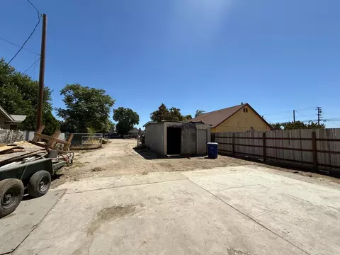Exterior - 735 Benson Ave, Modesto, CA 95354 photo 4 of 6