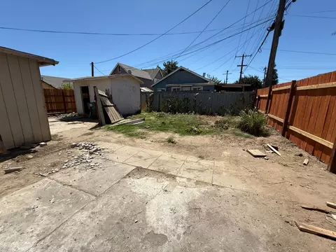 Exterior - 735 Benson Ave, Modesto, CA 95354 photo 3 of 6