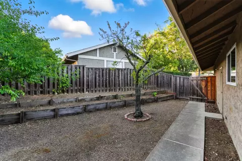 5469 Preston Ct, Concord, CA 94521 photo 6
