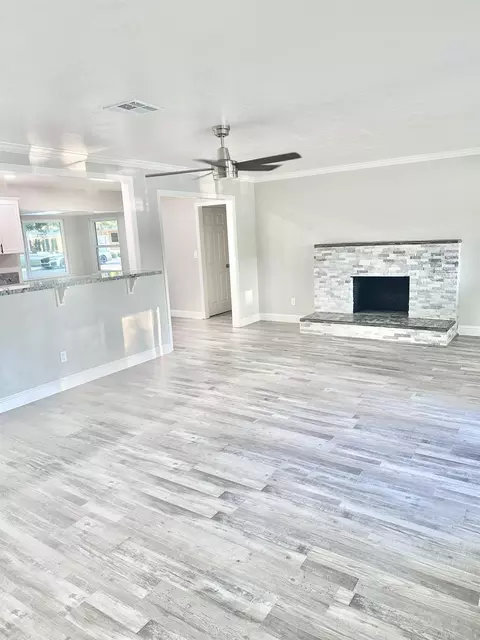 1301 Stonum Rd, Modesto, CA 95351 photo 8