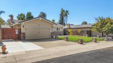 2408 Tejon St, Lodi, CA 95242 photo 4