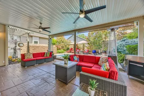 Exterior - 1176 Cobble Fields Ct, Folsom, CA 95630 photo 10 of 17