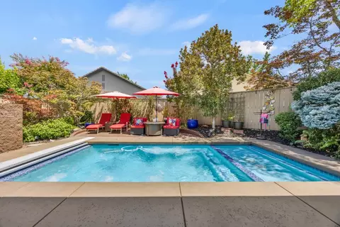 Exterior - 1176 Cobble Fields Ct, Folsom, CA 95630 photo 4 of 17
