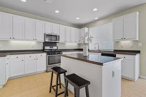 1338 Michael Dr, Tracy, CA 95377 photo 12
