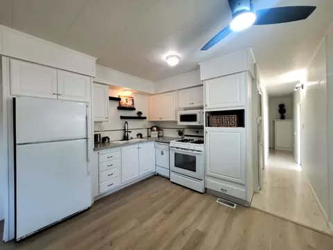 210 Danielle Way #2, Folsom, CA 95630 photo 3