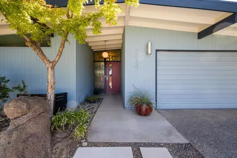 2020 Clearfield Way, Carmichael, CA 95608 photo 2