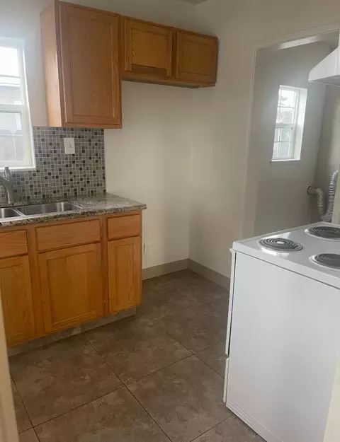 340 Johnson St, Modesto, CA 95354 photo 8