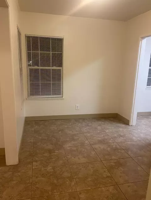 340 Johnson St, Modesto, CA 95354 photo 3