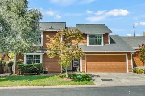 33 Coyle Creek Cir, Fair Oaks, CA 95628