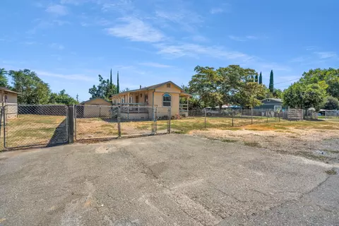 5779 Riverside Dr, Olivehurst, CA 95961 photo 10