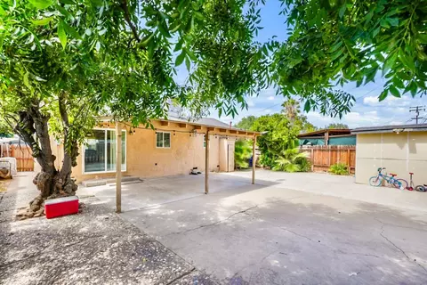 626 Mamilane, Modesto, CA 95351 photo 16
