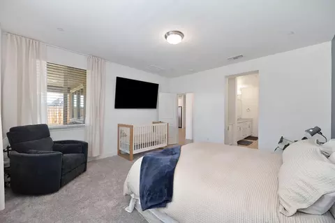 7808 Nutmeg Ln, Antelope, CA 95843 photo 23