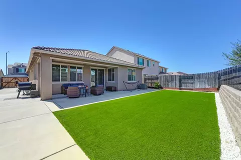 7808 Nutmeg Ln, Antelope, CA 95843 photo 6