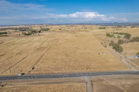 7395 Camp Far West Rd, Wheatland, CA 95692