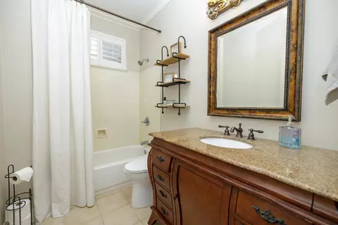 Bath - 4132 Mayfield Dr, Modesto, CA 95356 photo 1 of 8