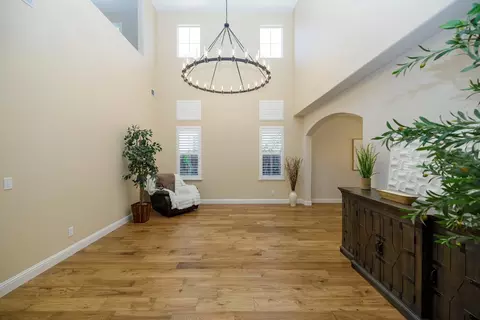 Living - 4132 Mayfield Dr, Modesto, CA 95356 photo 1 of 11