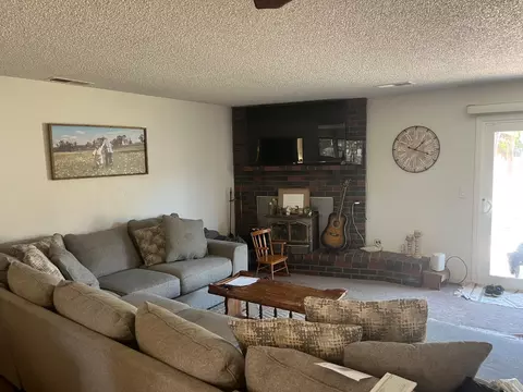 19 A St, Galt, CA 95632 photo 8