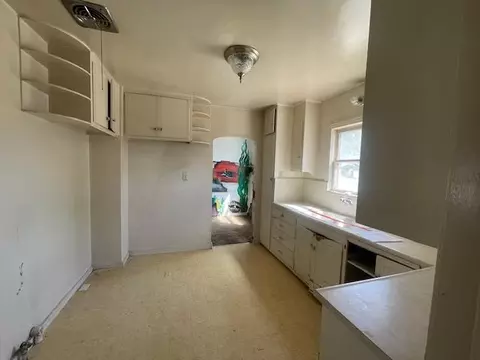 984 Park St, Turlock, CA 95380 photo 11
