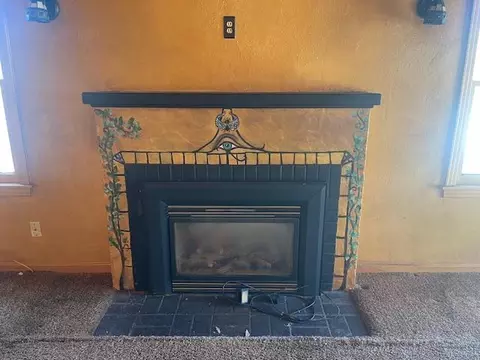 984 Park St, Turlock, CA 95380 photo 6