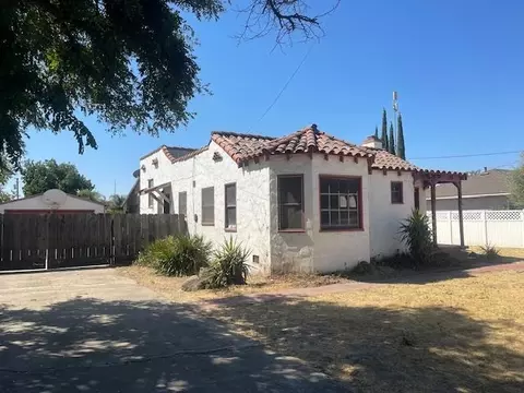 984 Park St, Turlock, CA 95380 photo 3