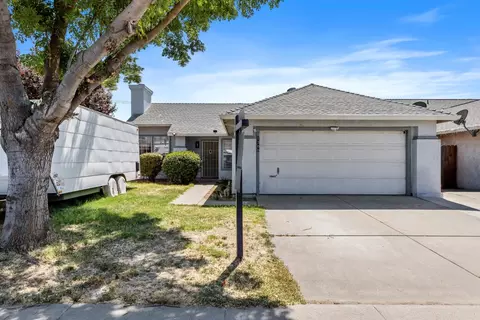 1300 Cribari Dr, Modesto, CA 95358 photo 1