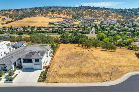 648 Townsend Ct, Folsom, CA 95630 photo 3