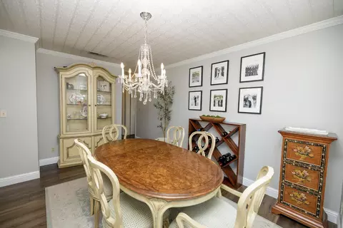Dining - 1931 N Johnson Rd, Turlock, CA 95382 photo 3 of 5