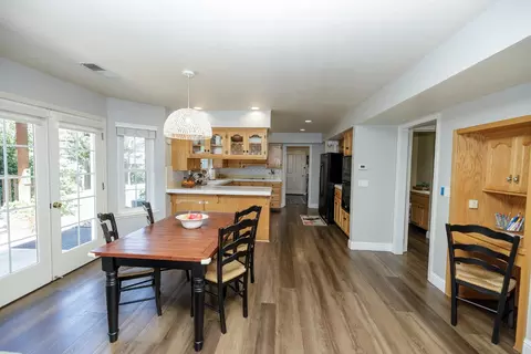 Dining - 1931 N Johnson Rd, Turlock, CA 95382 photo 4 of 5