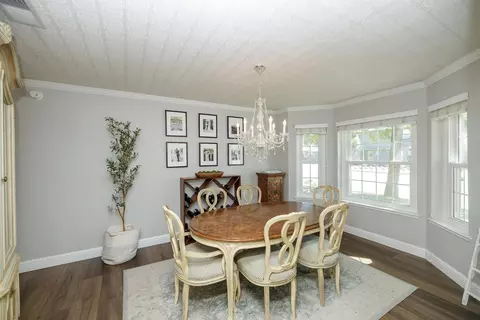 Dining - 1931 N Johnson Rd, Turlock, CA 95382 photo 2 of 5