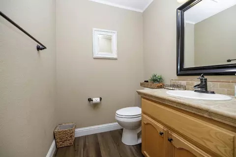 Bath - 1931 N Johnson Rd, Turlock, CA 95382 photo 1 of 8