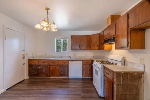 Kitchen - 1323 Holm Ave, Modesto, CA 95351 photo 1 of 2