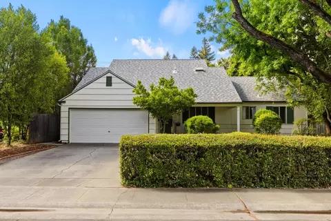 Exterior - 756 Mulberry Ln, Davis, CA 95616 photo 2 of 17