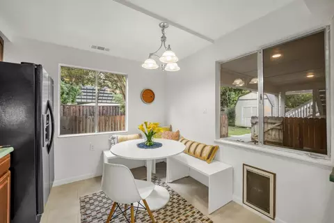 Dining - 756 Mulberry Ln, Davis, CA 95616 photo 3 of 4